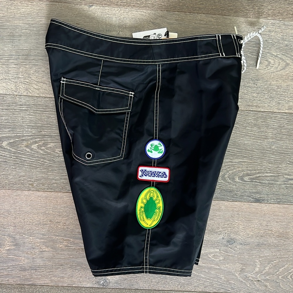 Quicksilver Trunks - 30 - Picture 6 of 6